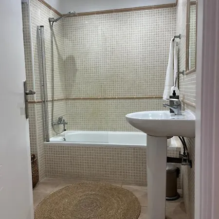 Apartment Queen's Paradise *